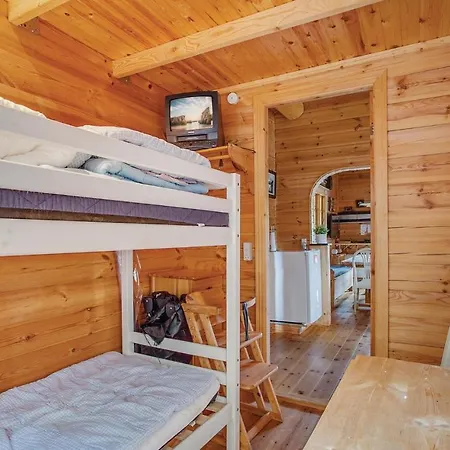 Two-bedroom In * Hals