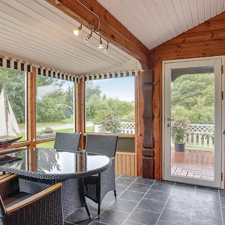 Two-bedroom In Hals